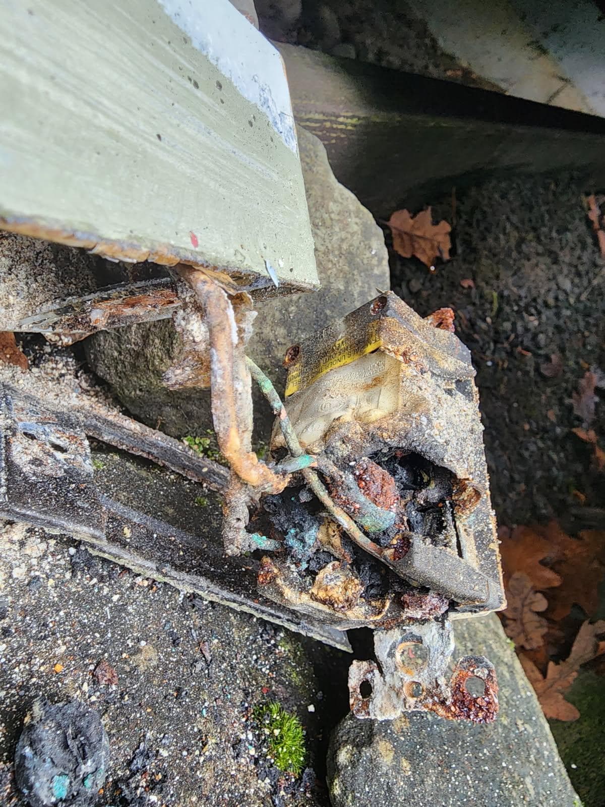 Gallery photos for Identifying and Addressing Dangerous Electrical Outlets: Image #1